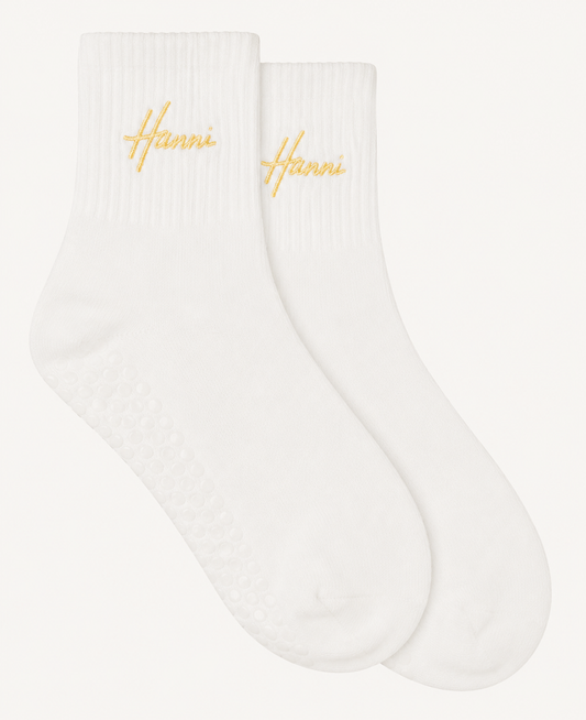 Hanni Grippy Socks